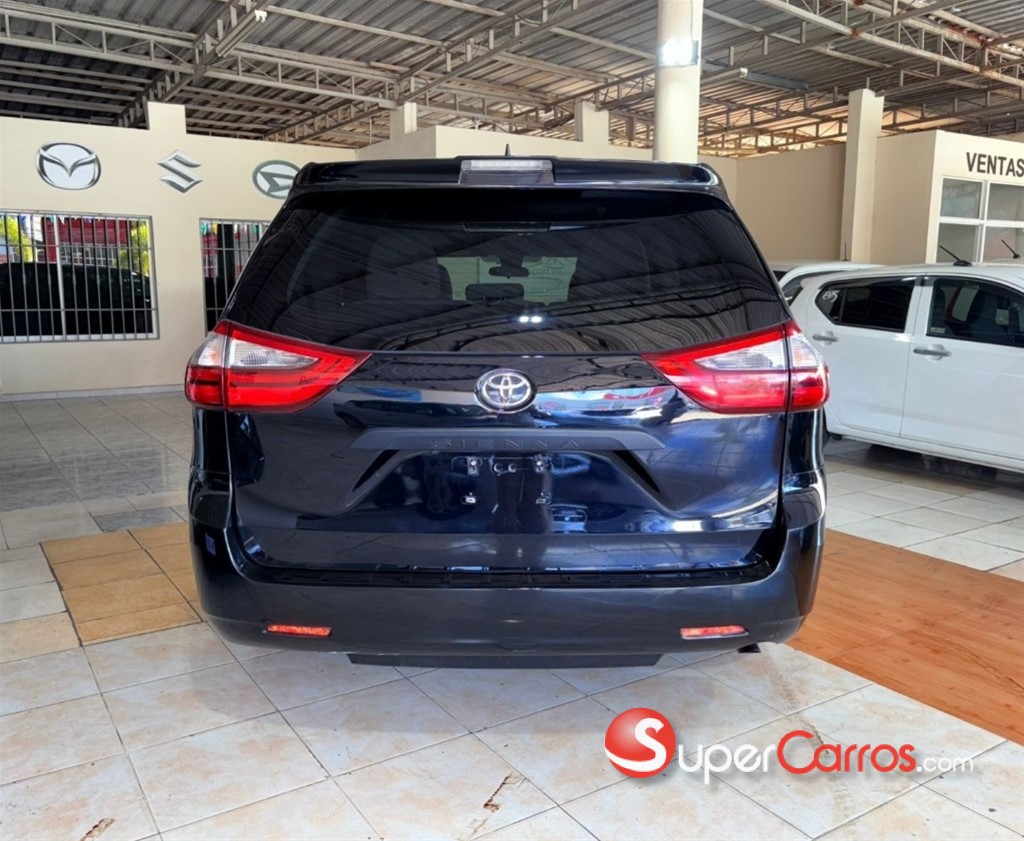 2020 Toyota Sienna — foto 8 / 11