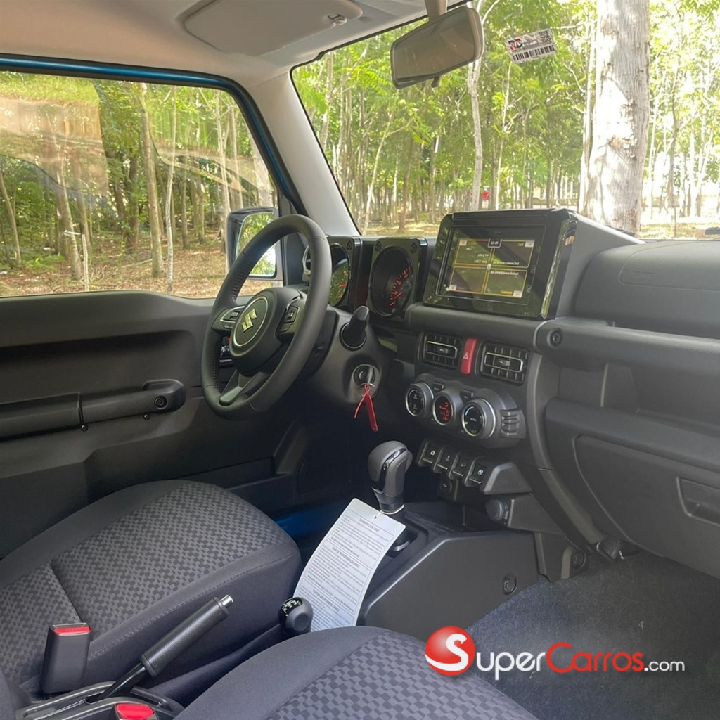 2026 Suzuki Jimny GLX — foto 4 / 7