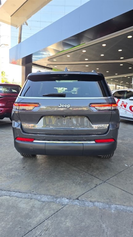 2025 Jeep Grand Cherokee L Limited — foto 8 / 12