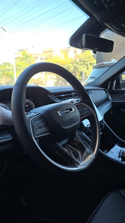 2025 Jeep Grand Cherokee L Limited — foto 11 / 12