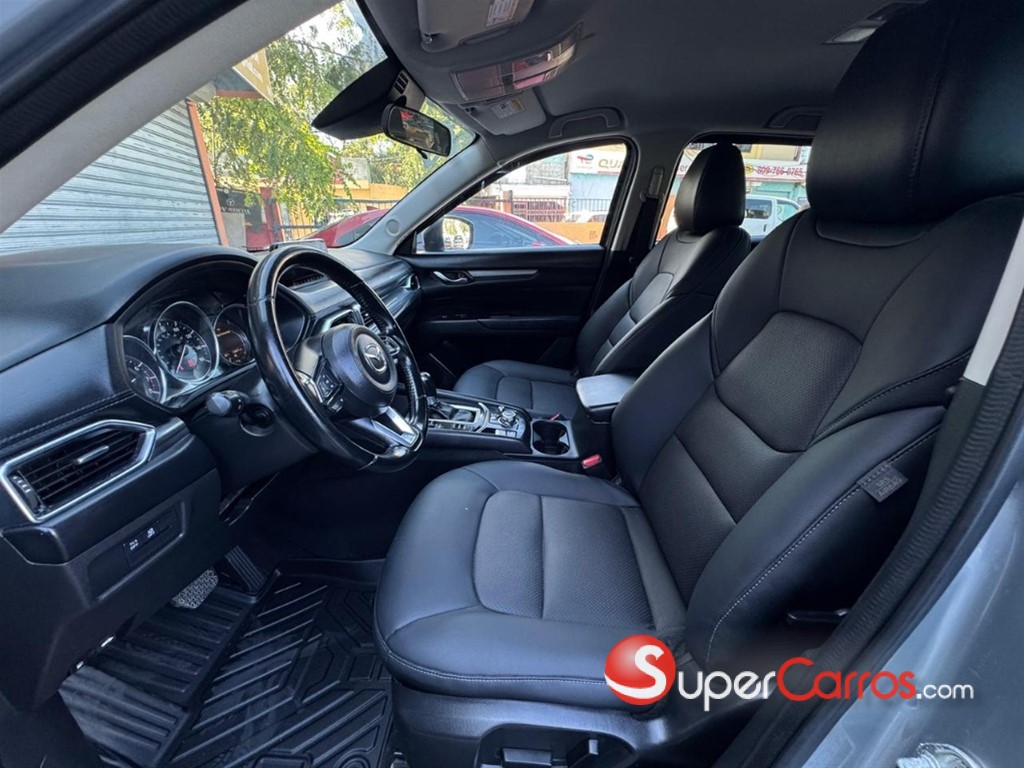 2020 Mazda CX-5 Touring — foto 6 / 10