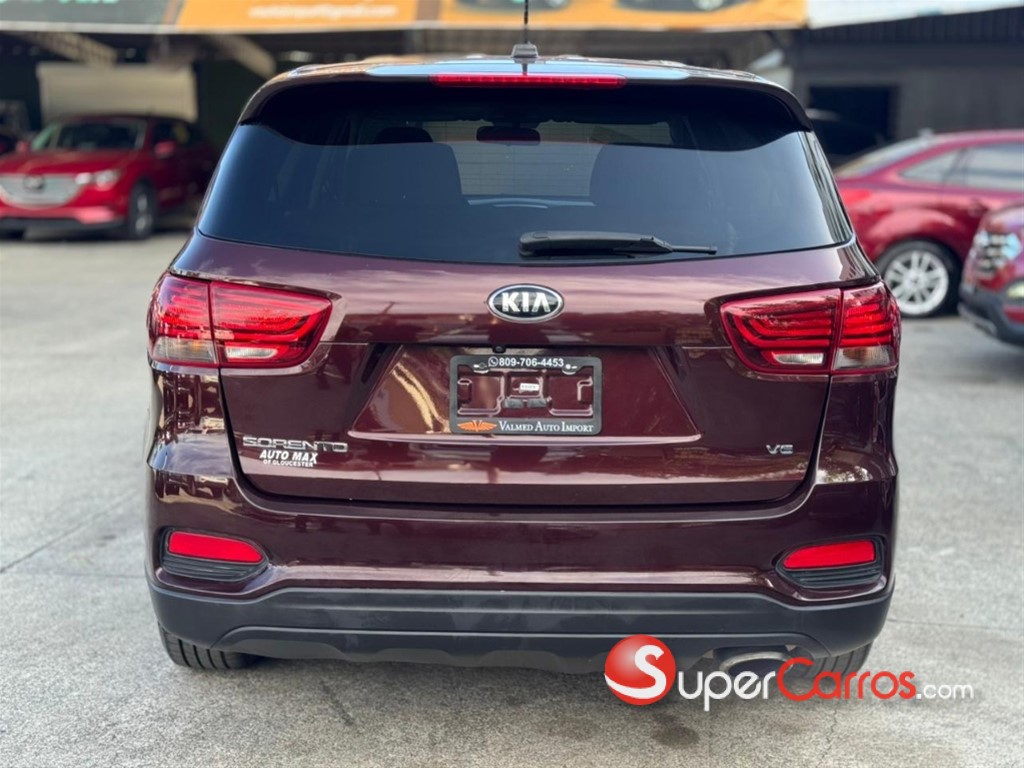 2020 Kia Sorento LX — foto 6 / 12