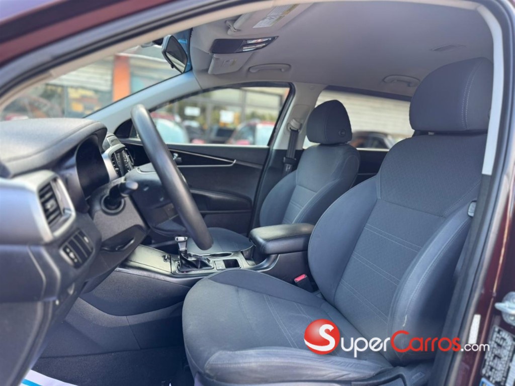2020 Kia Sorento LX — foto 12 / 12
