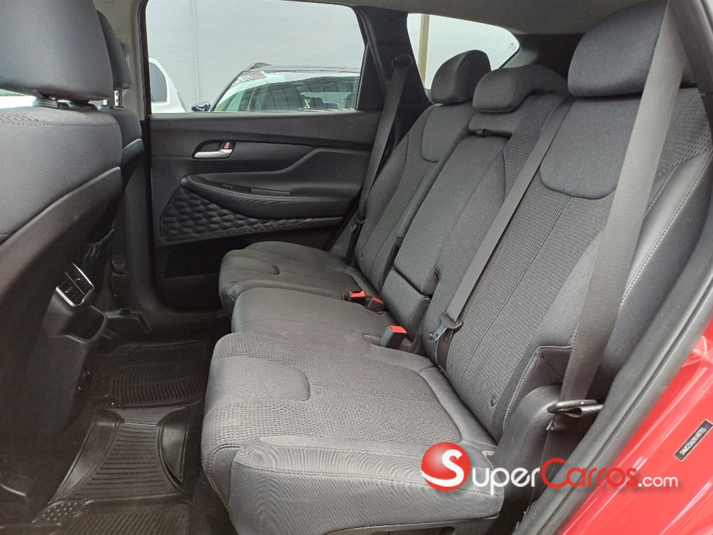 2020 Hyundai Santa Fe SE — foto 5 / 11