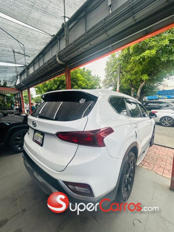 2019 Hyundai Santa Fe SE — foto 4 / 10