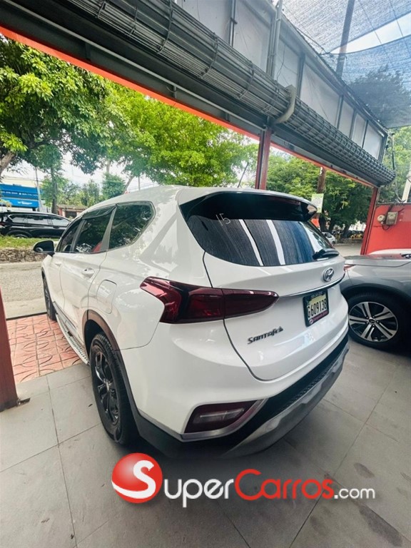 2019 Hyundai Santa Fe SE — foto 5 / 10