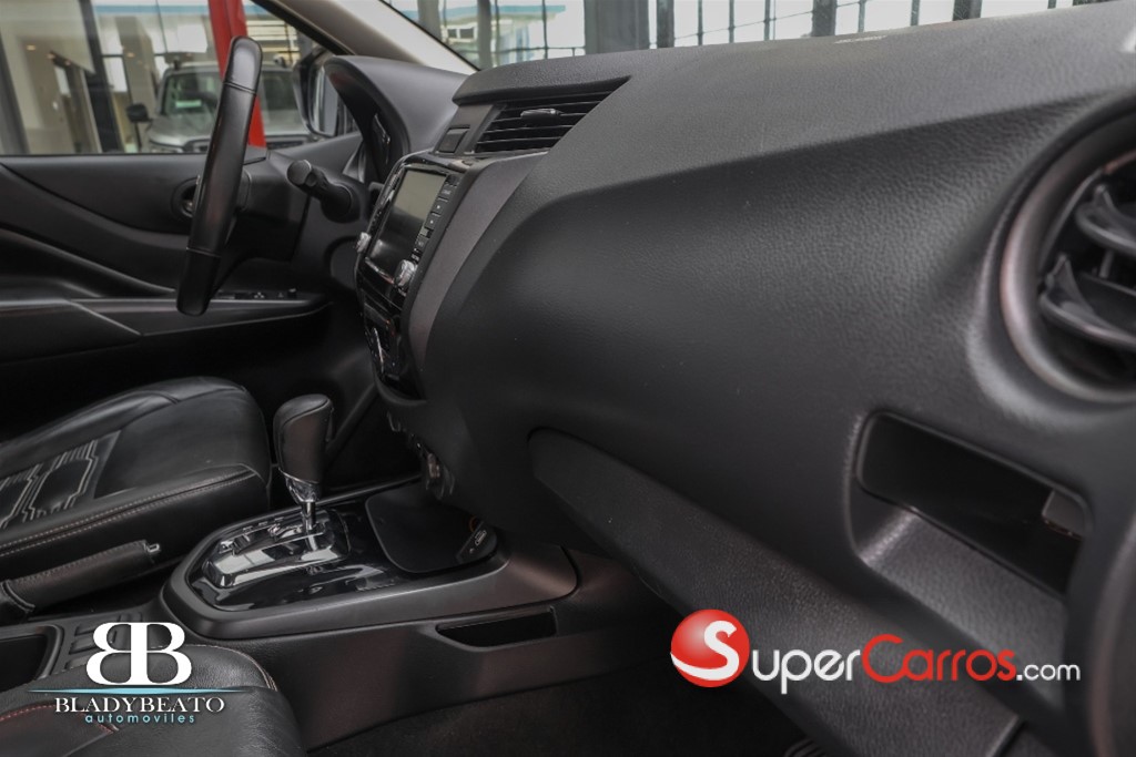 2022 Nissan Frontier Pro-4X — foto 6 / 12