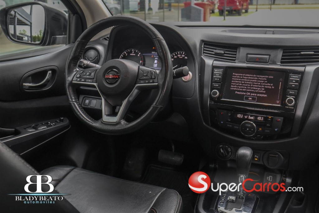2022 Nissan Frontier Pro-4X — foto 8 / 12