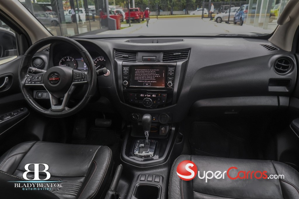 2022 Nissan Frontier Pro-4X — foto 9 / 12