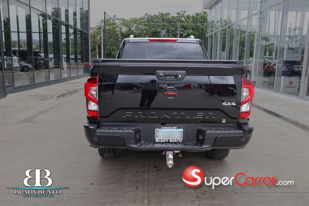2022 Nissan Frontier Pro-4X — foto 11 / 12