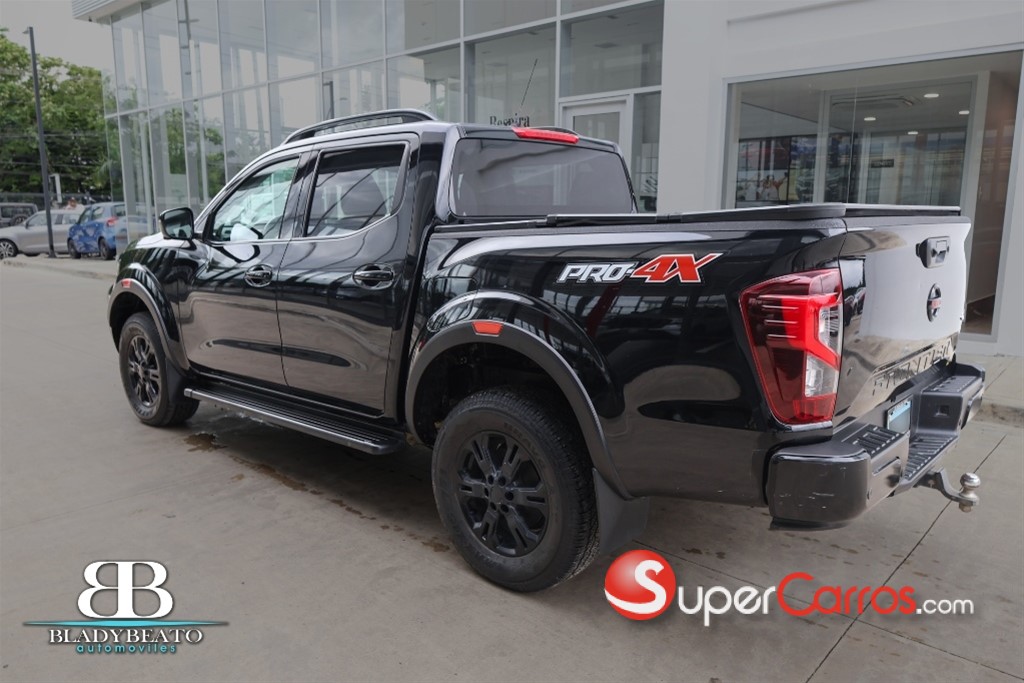 2022 Nissan Frontier Pro-4X — foto 12 / 12
