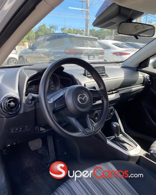 2020 Mazda Demio — foto 6 / 11