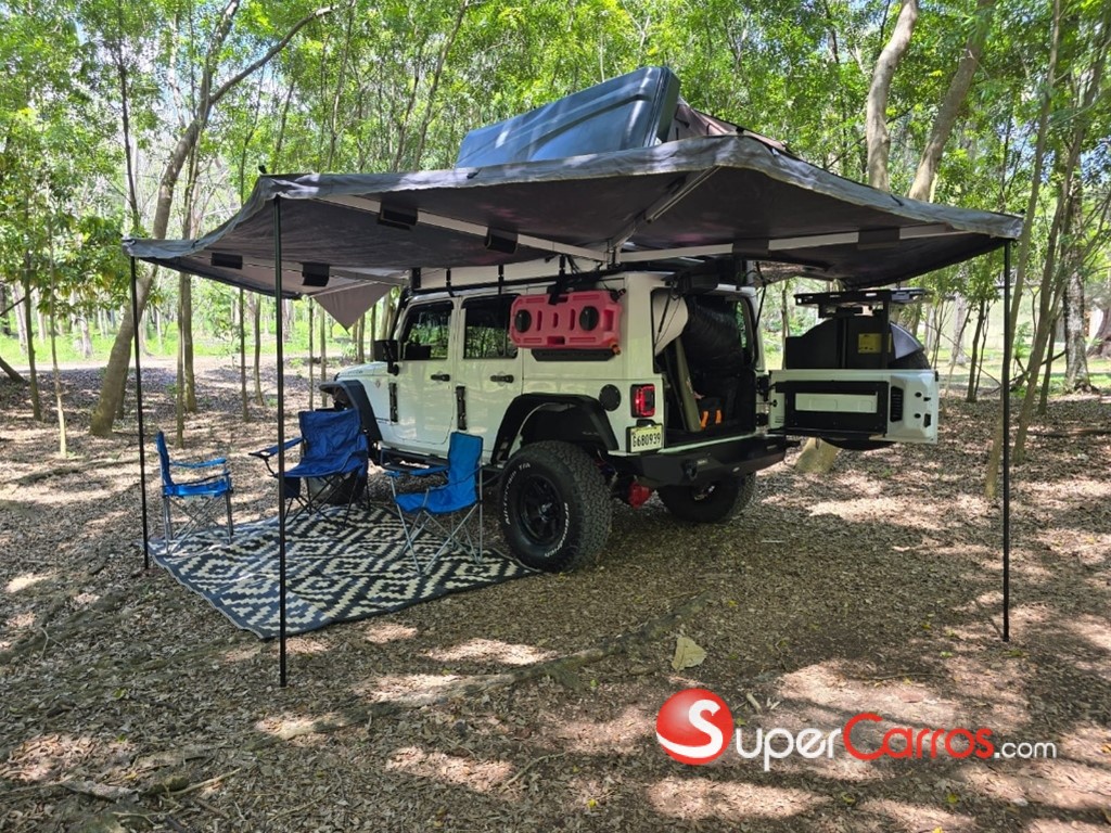2018 Jeep Wrangler Rubicon Unlimited — foto 6 / 12