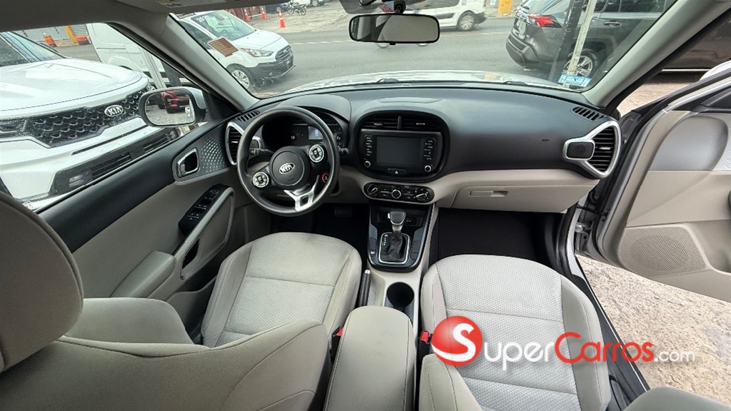 2020 Kia Soul LX — foto 10 / 12
