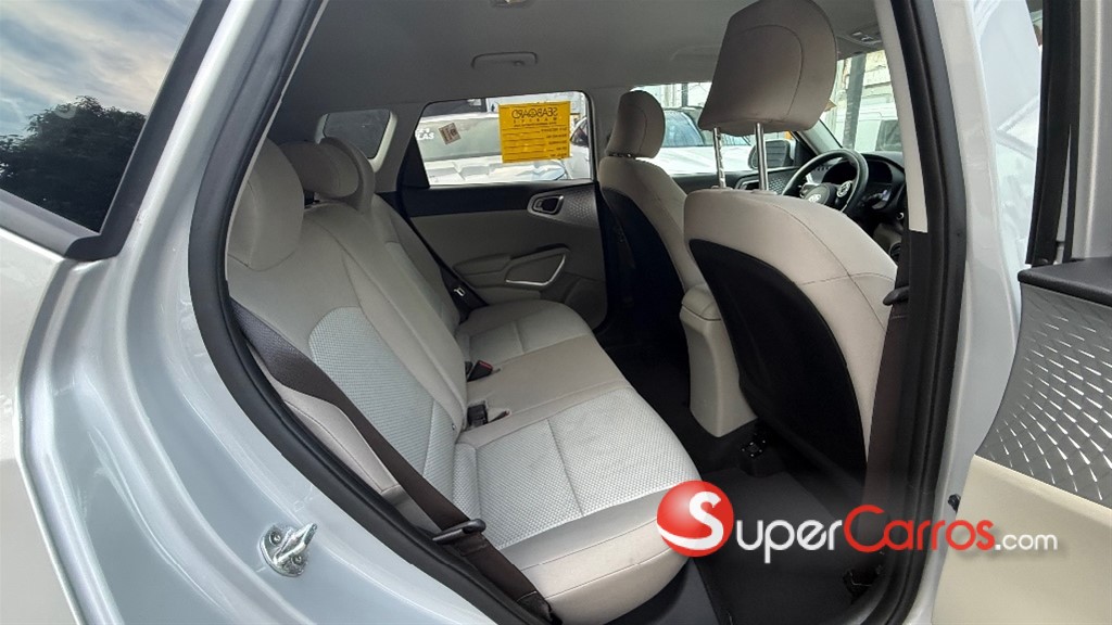 2020 Kia Soul LX — foto 12 / 12