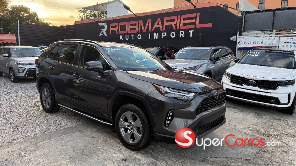 2022 Toyota RAV4 XLE