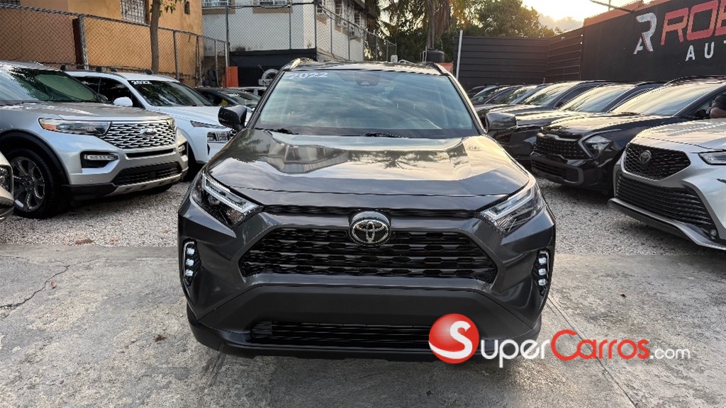 2022 Toyota RAV4 XLE — foto 3 / 12