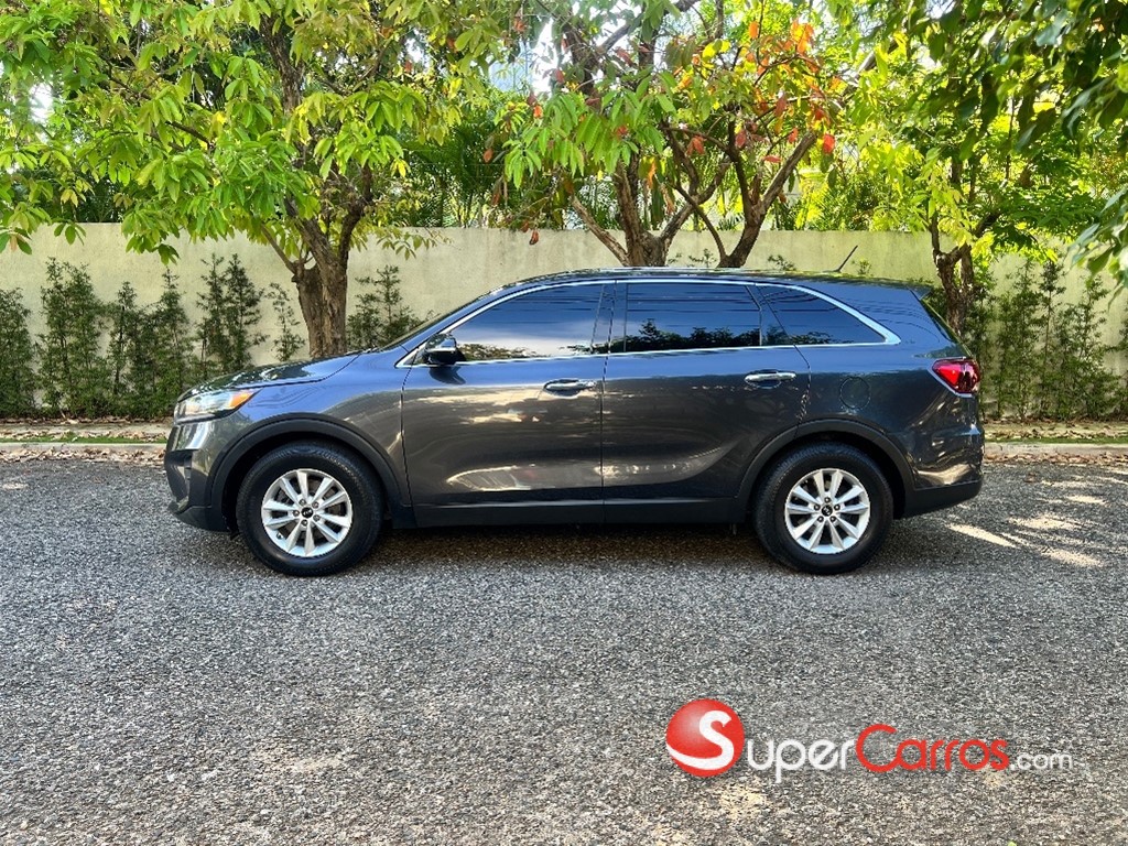 2019 Kia Sorento LX — foto 2 / 9