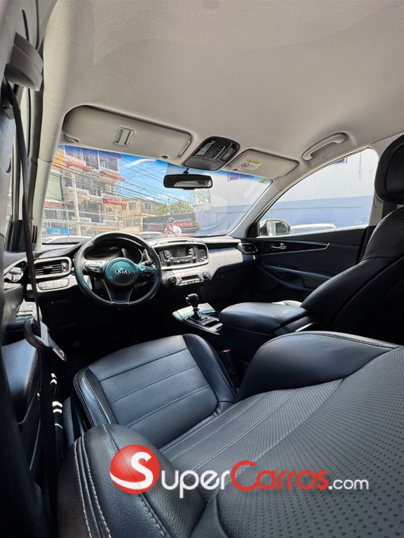 2017 Kia Sorento LX — foto 8 / 8