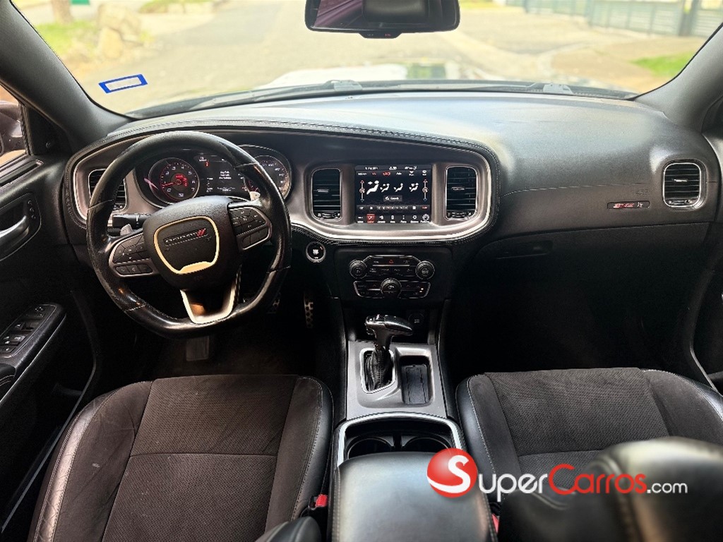 2020 Dodge Charger SRT — foto 7 / 10