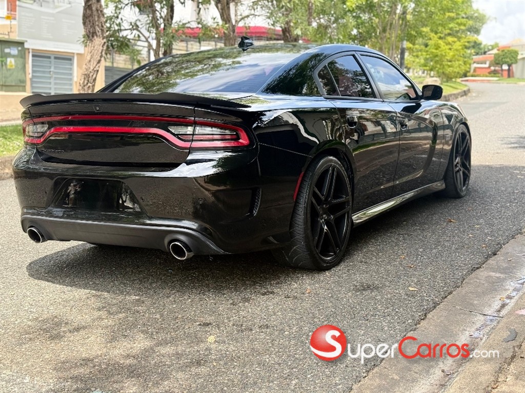 2020 Dodge Charger SRT — foto 10 / 10