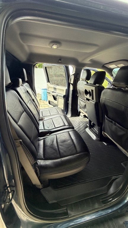 2016 Ford F 150 XLT — foto 10 / 12