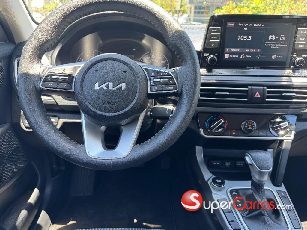 2022 Kia Seltos LX — foto 6 / 10
