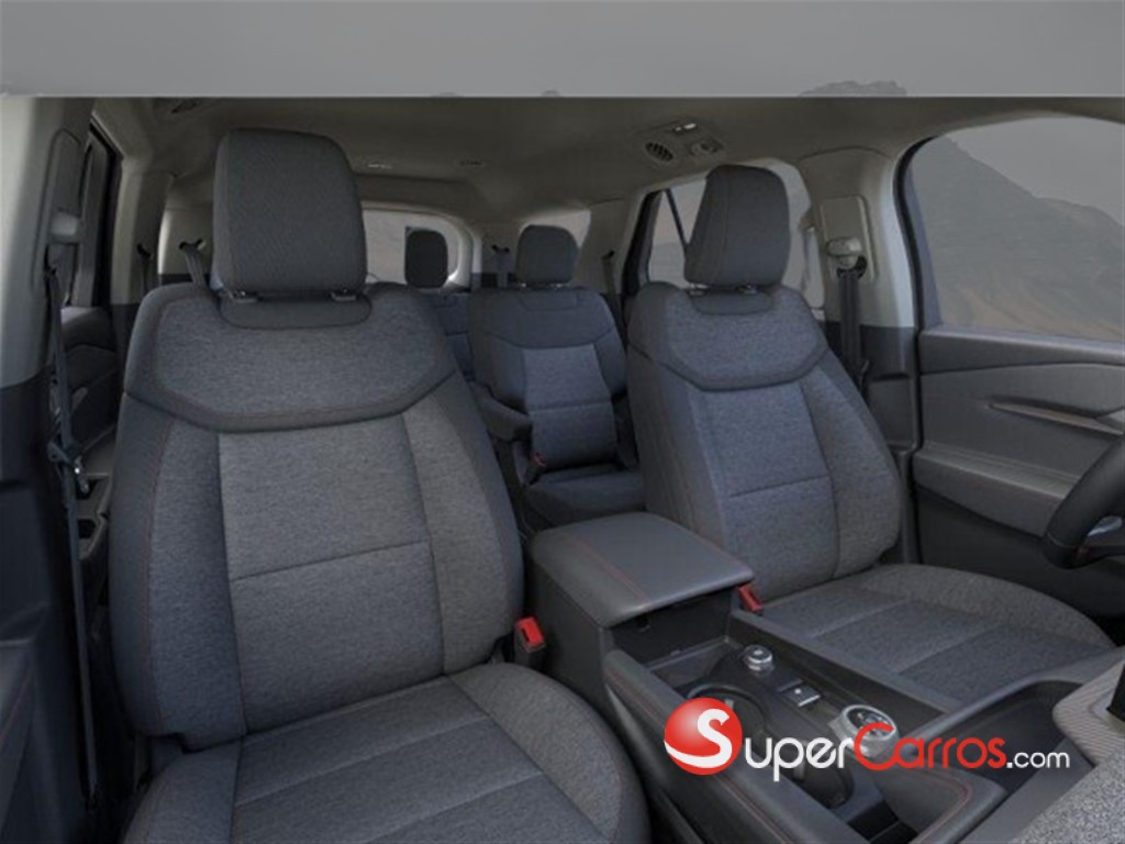 2026 Ford Explorer Active — foto 4 / 5
