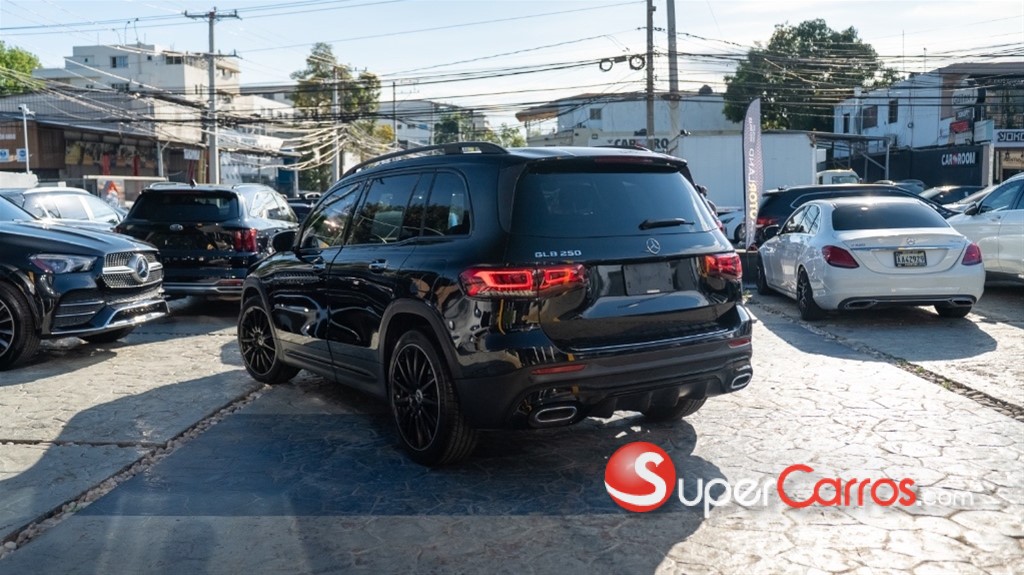 2020 Mercedes-Benz Clase GLB 250 AMG — foto 5 / 11