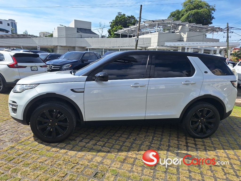 2017 Land Rover Discovery Sport Petrol — foto 8 / 12