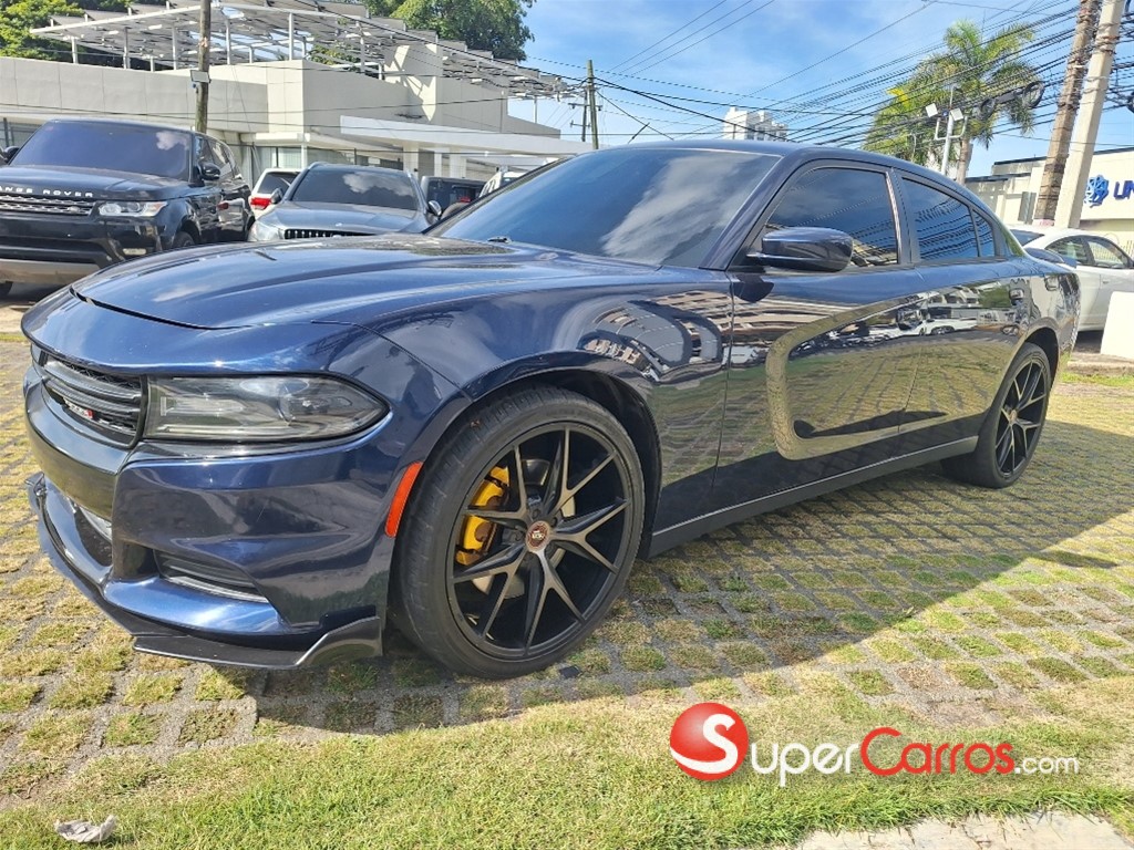 2016 Dodge Charger — foto 7 / 11