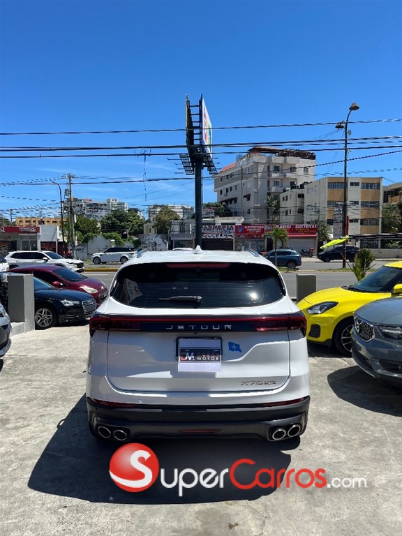 2022 Jetour X70 PLUS — foto 8 / 10