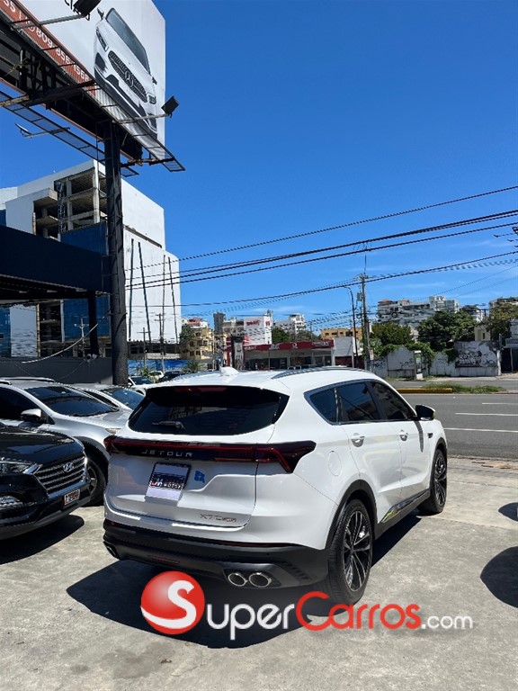 2022 Jetour X70 PLUS — foto 9 / 10