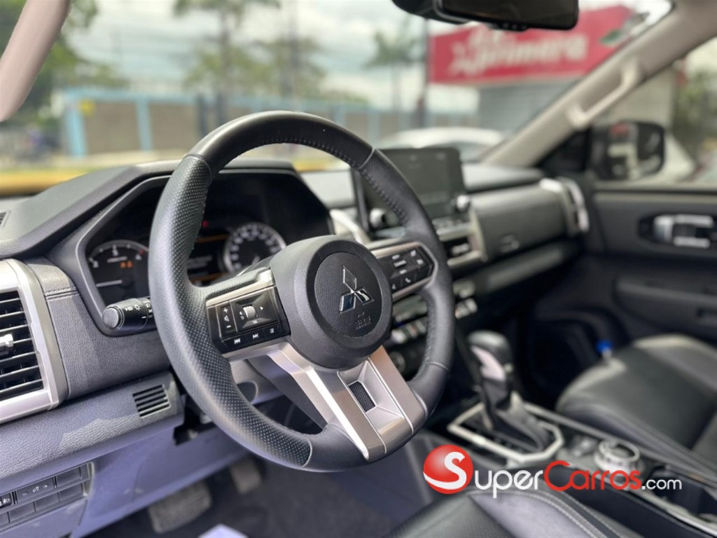 2025 Mitsubishi Motors L 200 — foto 7 / 12