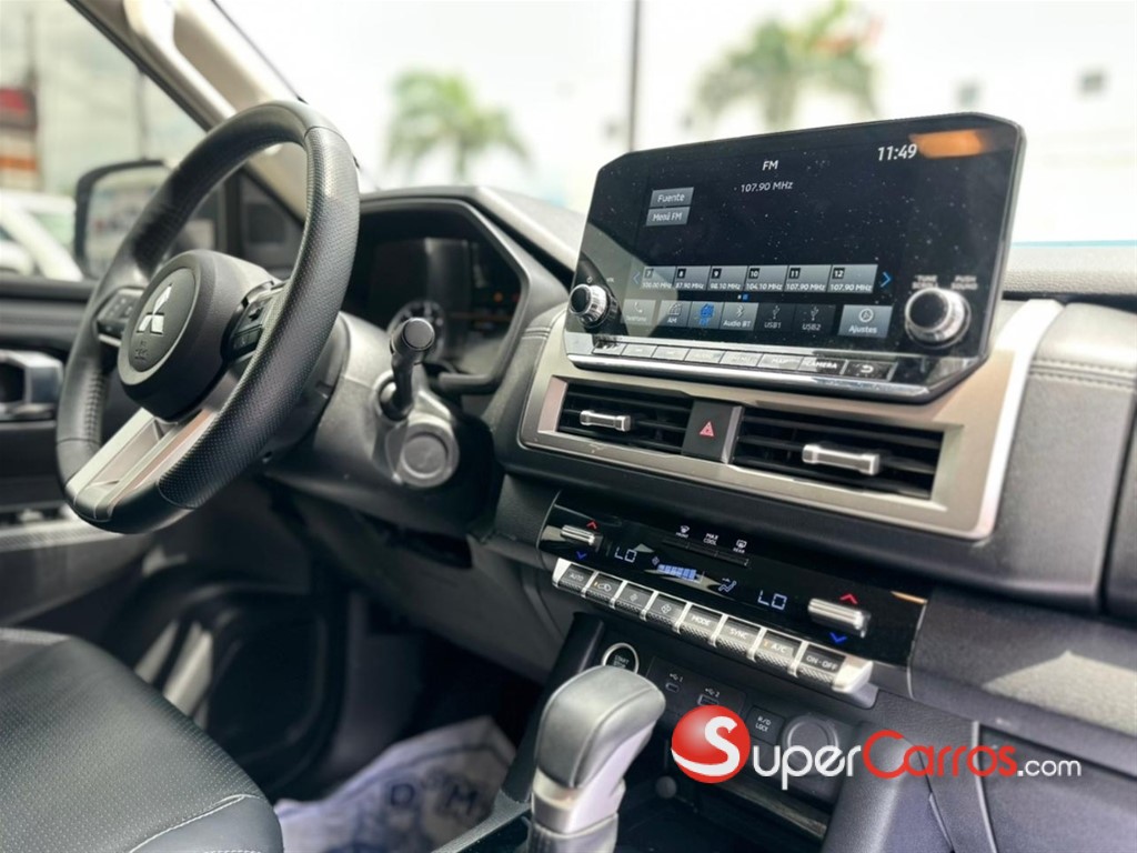 2025 Mitsubishi Motors L 200 — foto 8 / 12