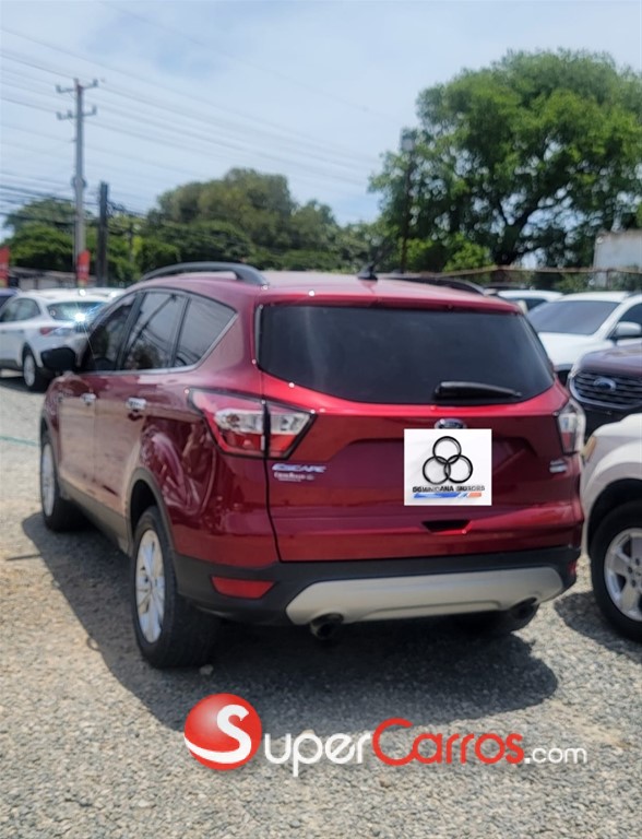 2018 Ford Escape — foto 2 / 11