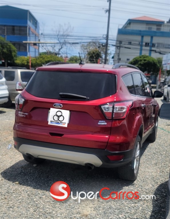 2018 Ford Escape — foto 3 / 11