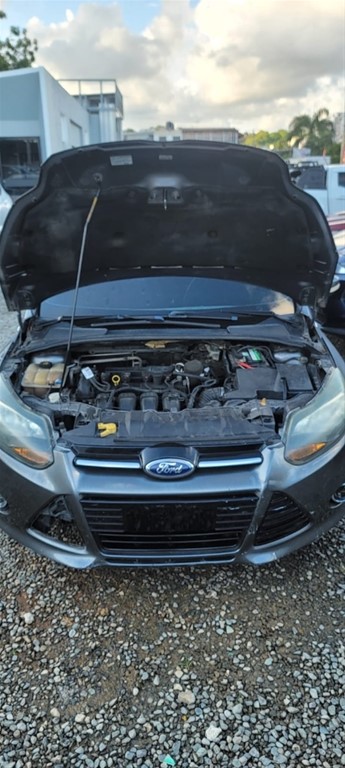 2014 Ford Focus — foto 9 / 10