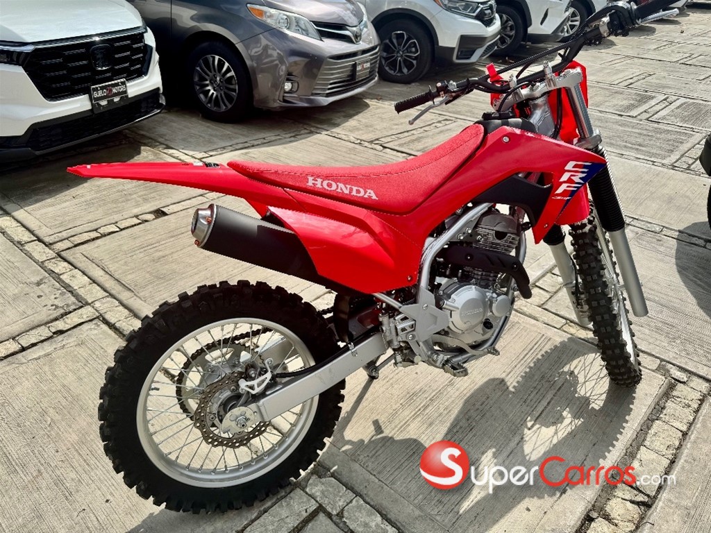 2025 Honda CRF 250CC — foto 6 / 7