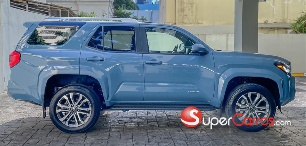 2027 Toyota 4 Runner — foto 3 / 11