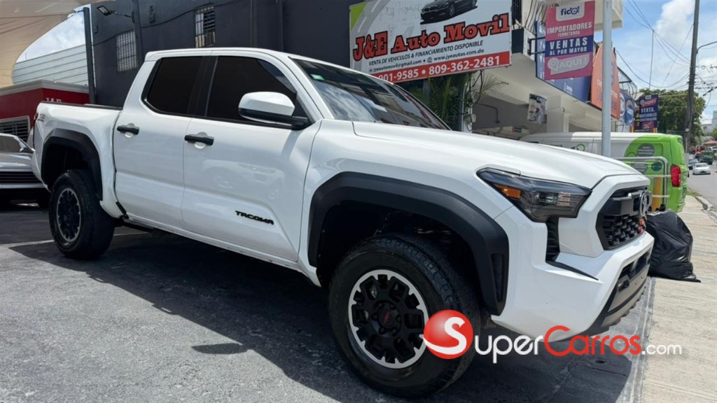 2024 Toyota Tacoma TRD OFF ROAD — foto 3 / 12