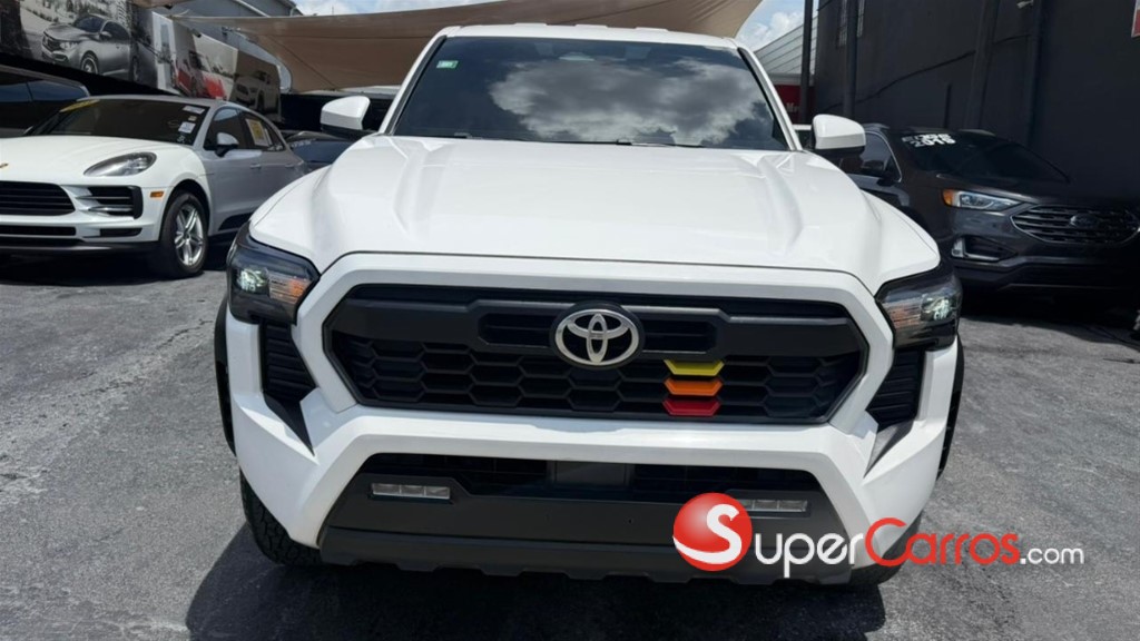2024 Toyota Tacoma TRD OFF ROAD — foto 10 / 12