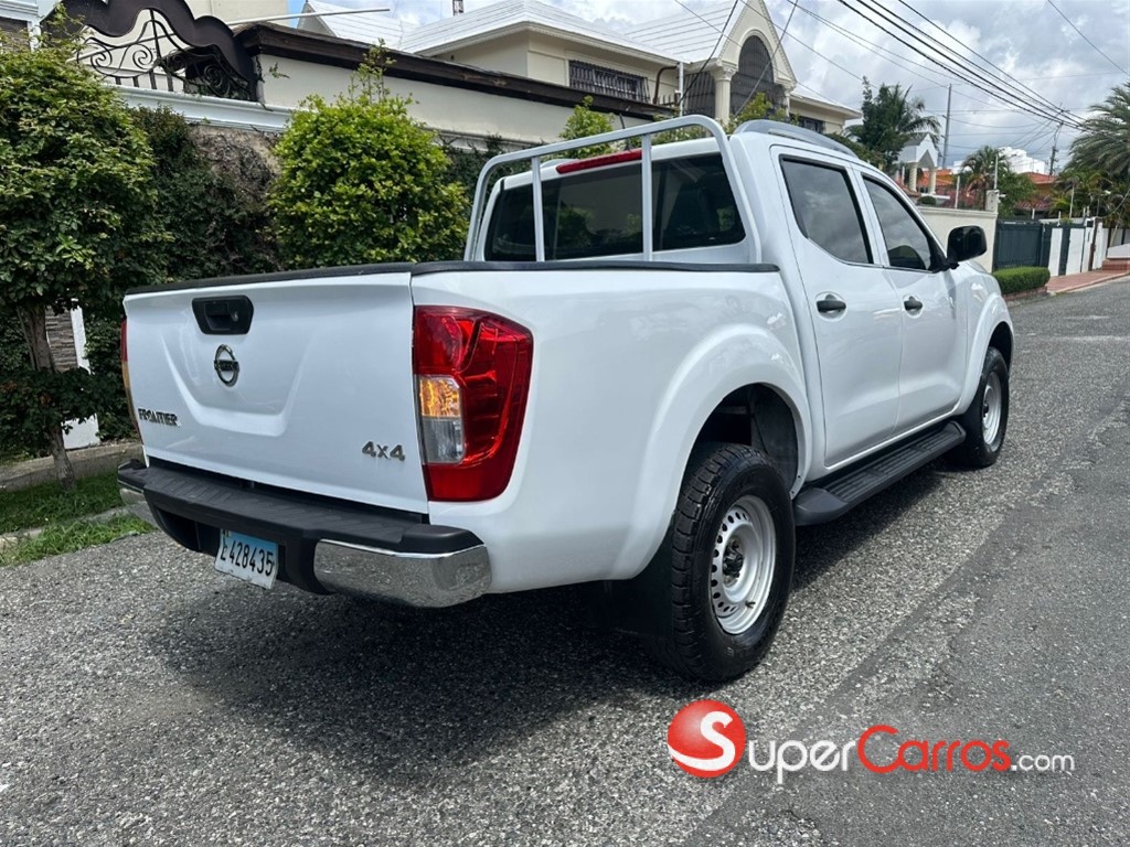 2021 Nissan Frontier NP300 — foto 4 / 12