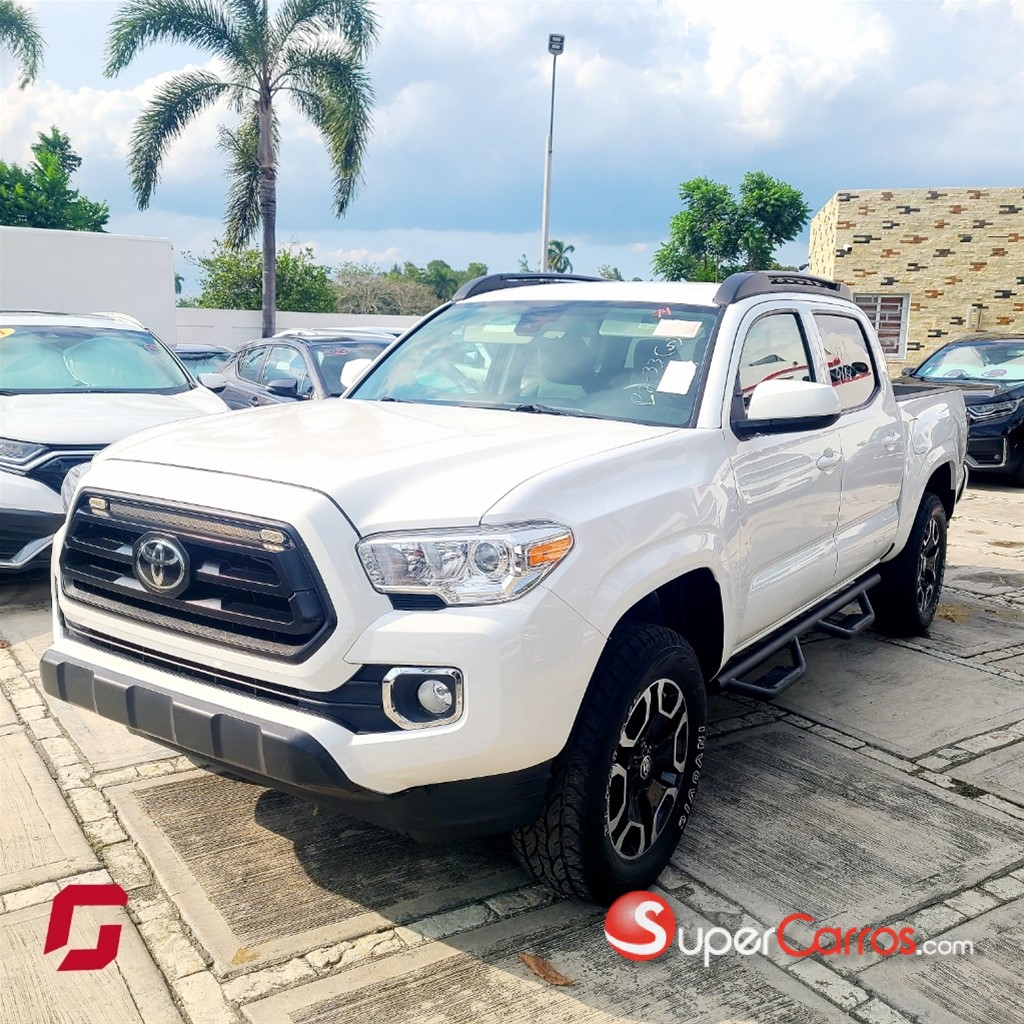 2021 Toyota Tacoma TRD OFF ROAD — foto 2 / 9