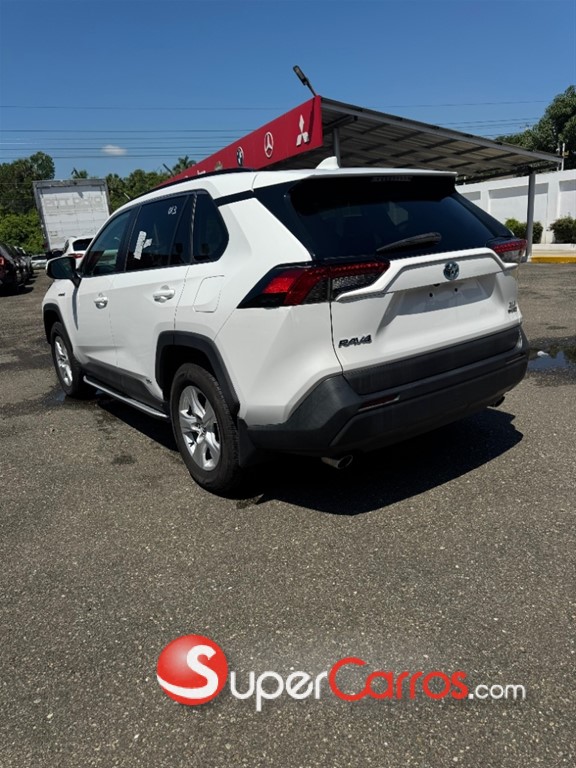 2020 Toyota RAV4 XLE Hybrid — foto 5 / 11