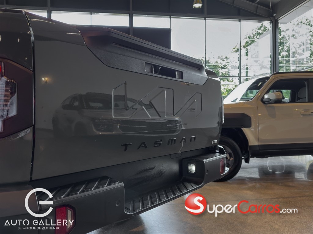 2027 Kia Tasman XPRO — foto 12 / 12