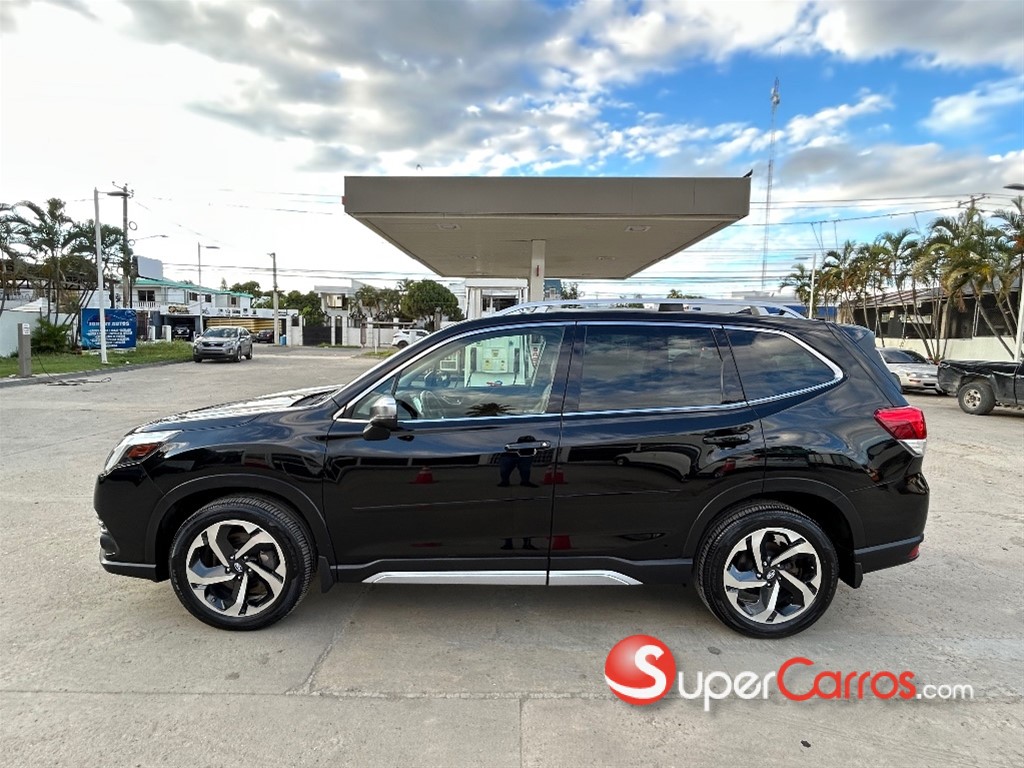 2022 Subaru Forester Touring — foto 2 / 12
