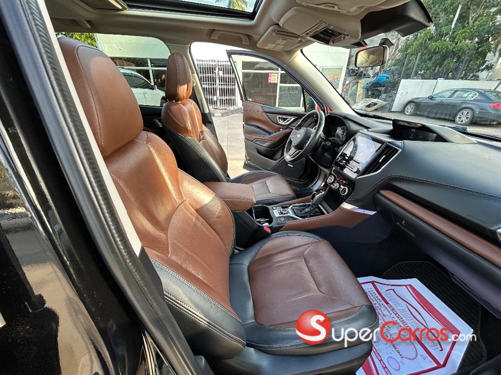 2022 Subaru Forester Touring — foto 9 / 12