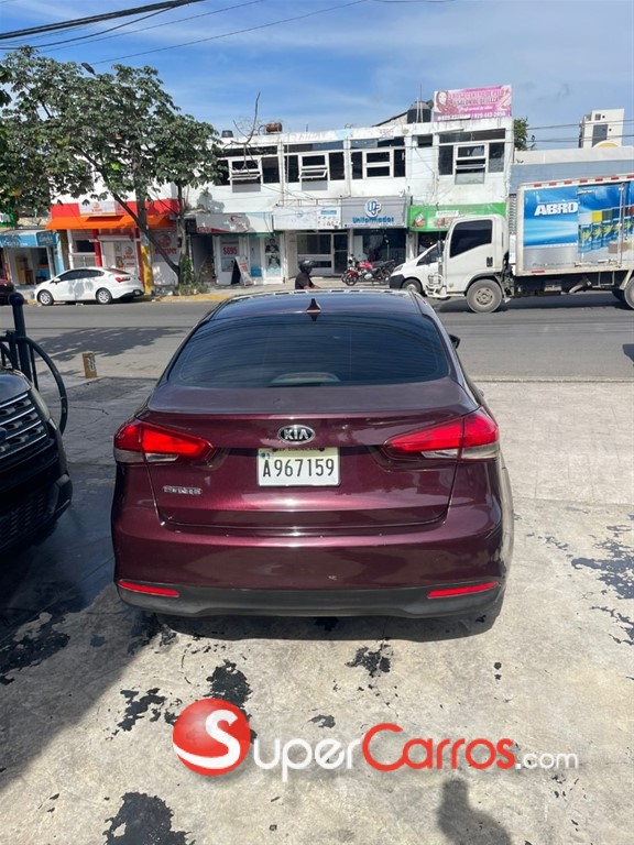 2017 Kia Forte LX — foto 4 / 6