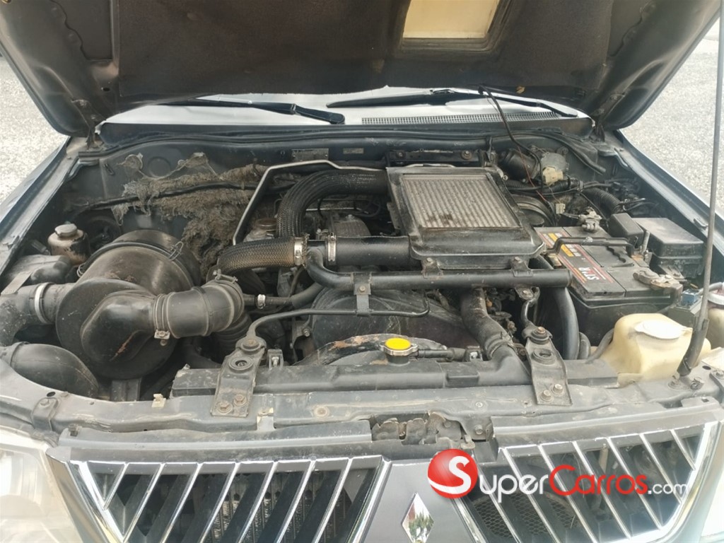 2005 Mitsubishi Motors L 200 — foto 3 / 8